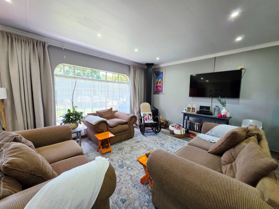 3 Bedroom Property for Sale in Pellissier Free State